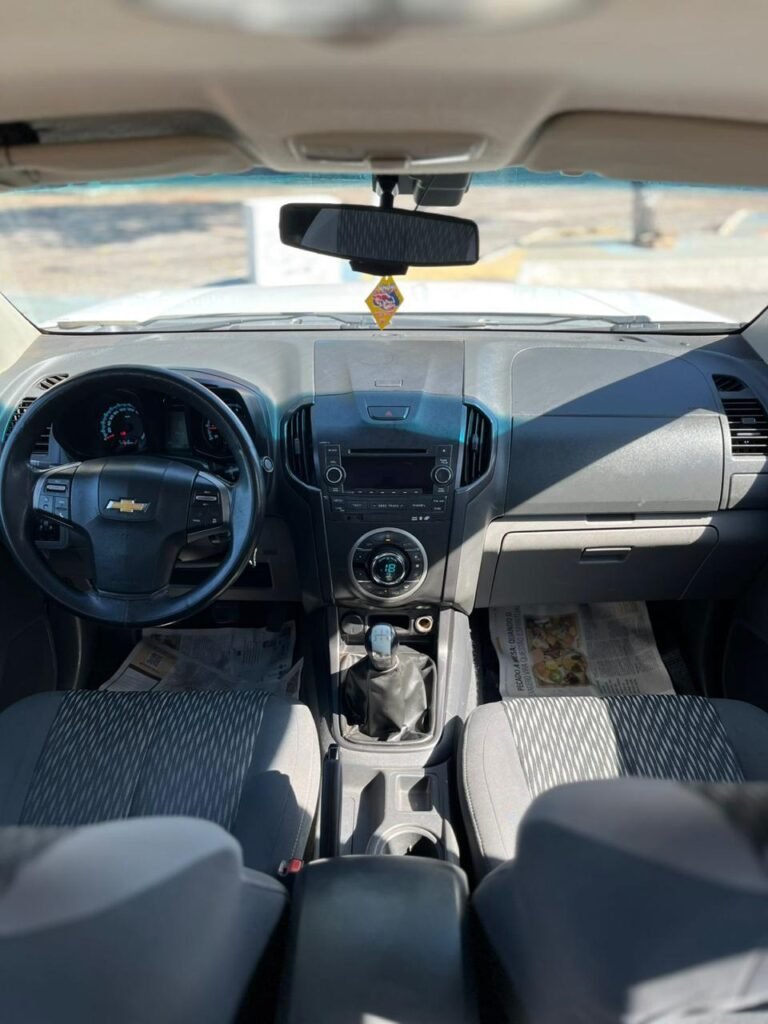 WhatsApp Image 2025-11-11 at 10.25.57 (1)