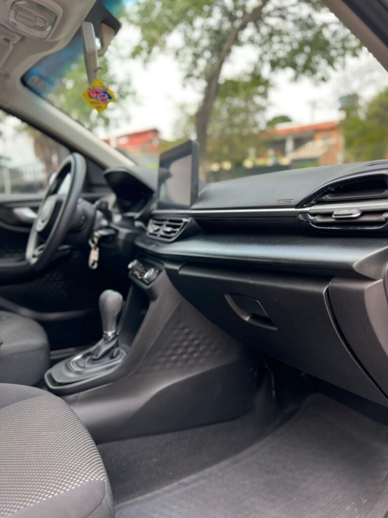 WhatsApp Image 2025-11-17 at 16.50.41 (1)