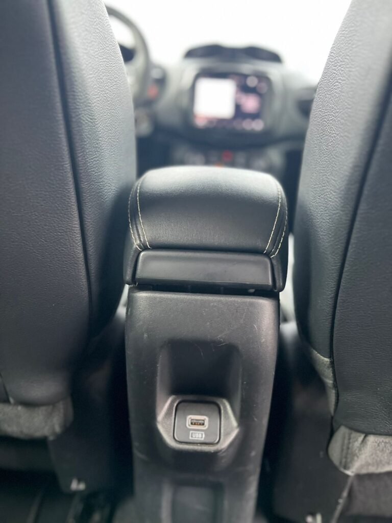 WhatsApp Image 2025-11-26 at 20.10.33